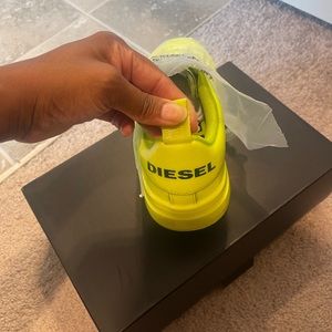 Women’s Lime Green Diesel brand new never worn